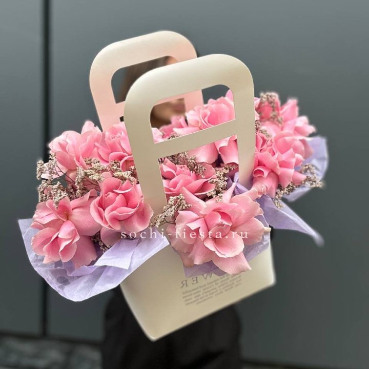 Сумочка розовых роз "Плинки" в Смоленске