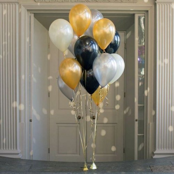 Фонтан шаров "Фаерворк" в Смоленске