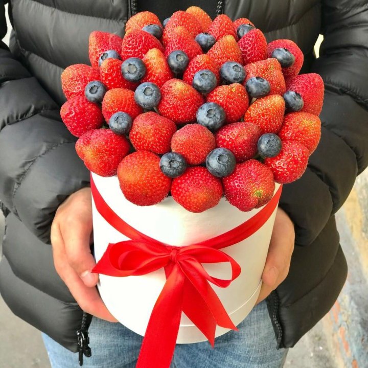 Клубничный бокс №3 в Смоленске