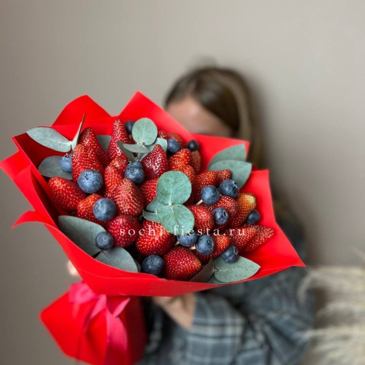 Клубничный бум №1 в Смоленске