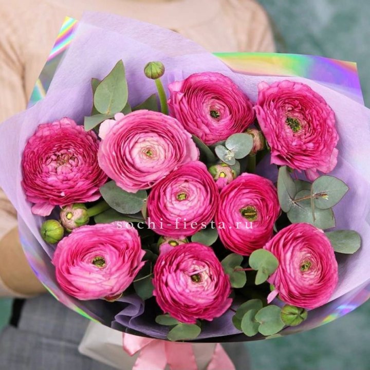 Ранункулюсы с эвкалиптом №2 в Смоленске