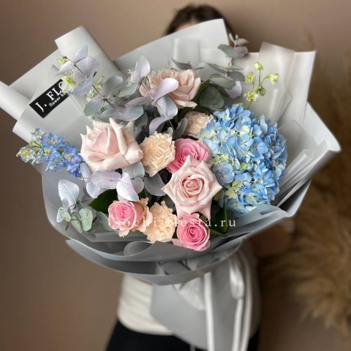 Букет с гортензией № 4 в Смоленске