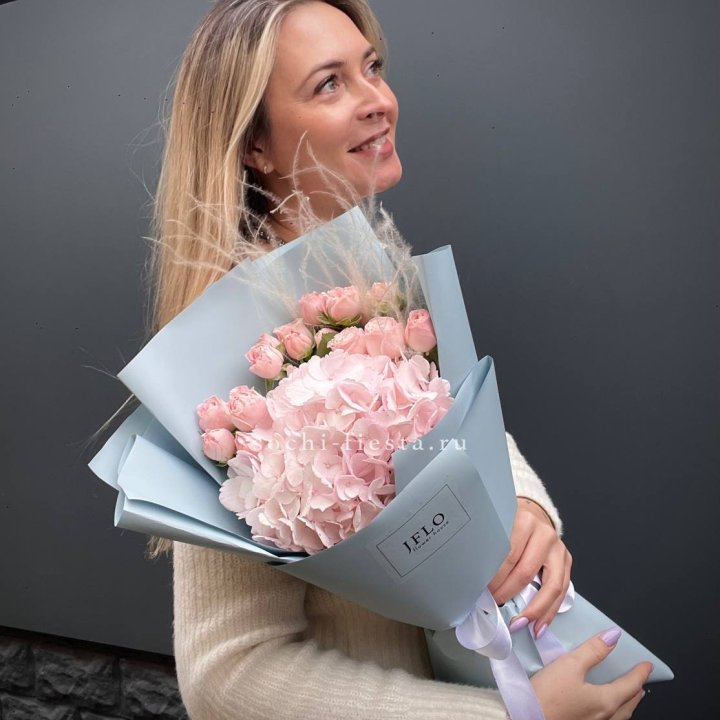 Гортензия  "Жасмин" в Смоленске