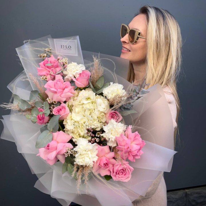 Авторский букет "Гармония" в Смоленске