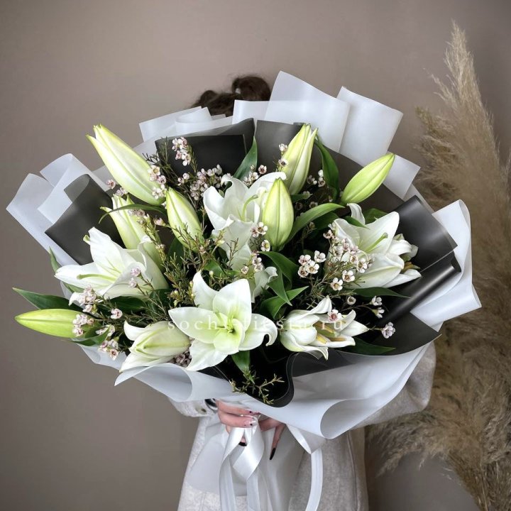 Букет лилий Снежная королева в Смоленске