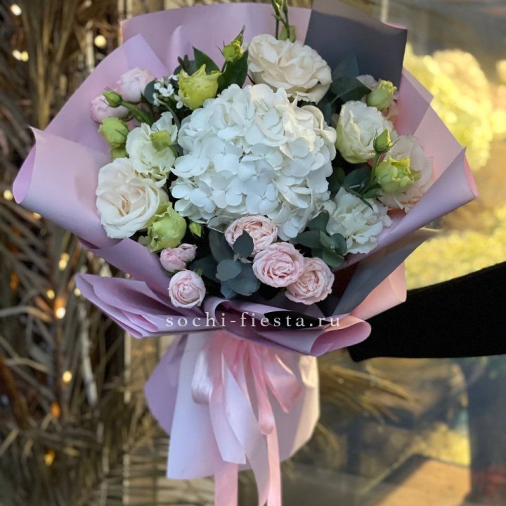 Букет с гортензией №3 в Смоленске