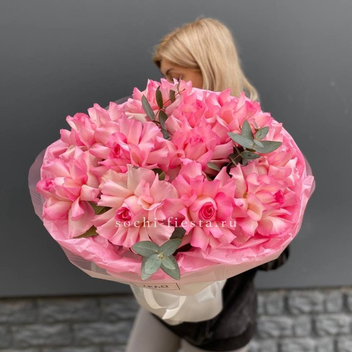 11 французских роз в Смоленске