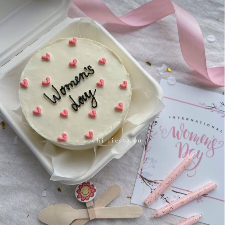 Бенто-торт "Дорогим женщинам"  в Смоленске