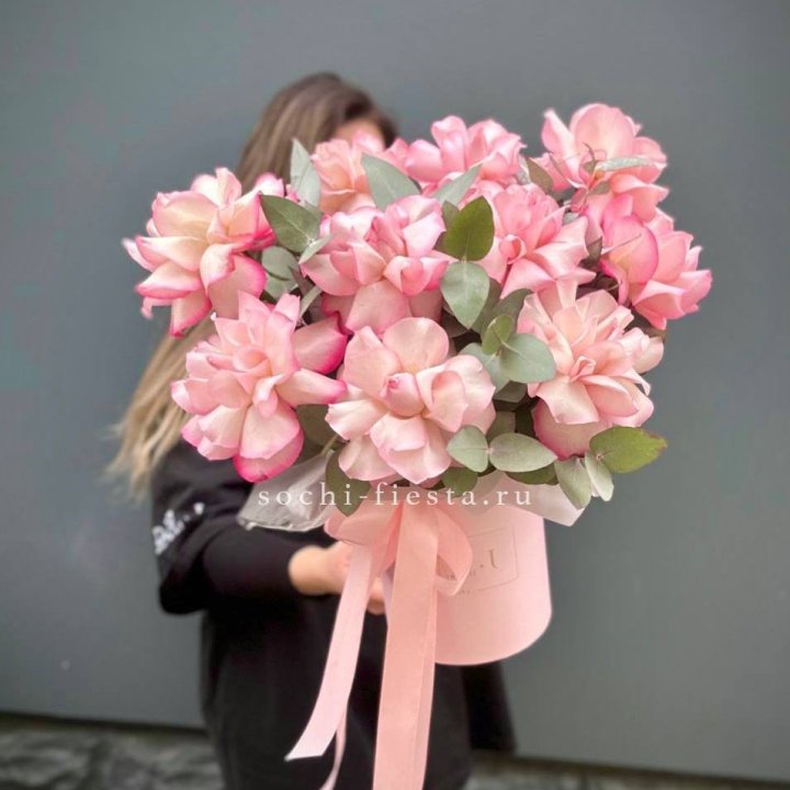 11 Фрунцузских роз "Венди" в Смоленске