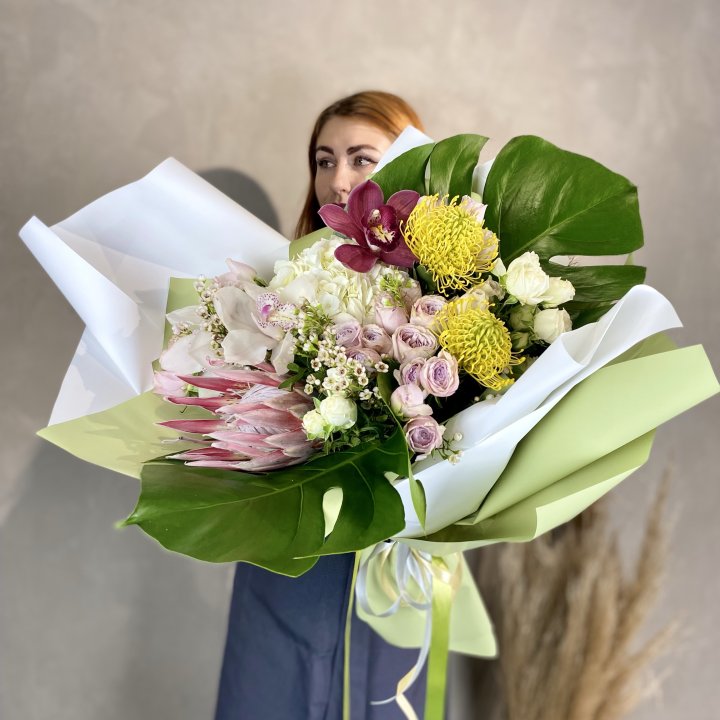 Дизайнерский букет экзотики в Смоленске