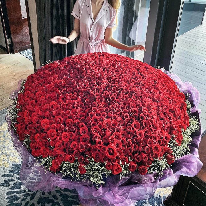 1001 роза в Смоленске