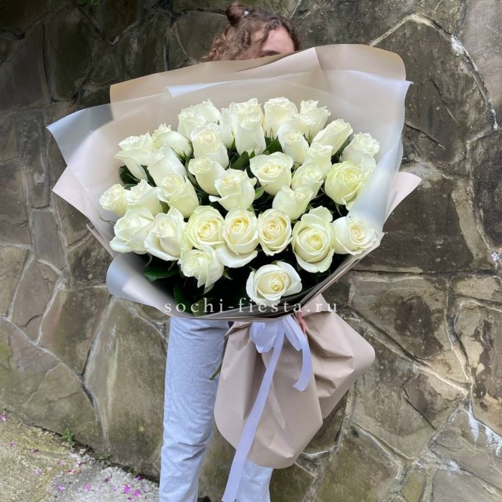 35 голландских роз в Смоленске