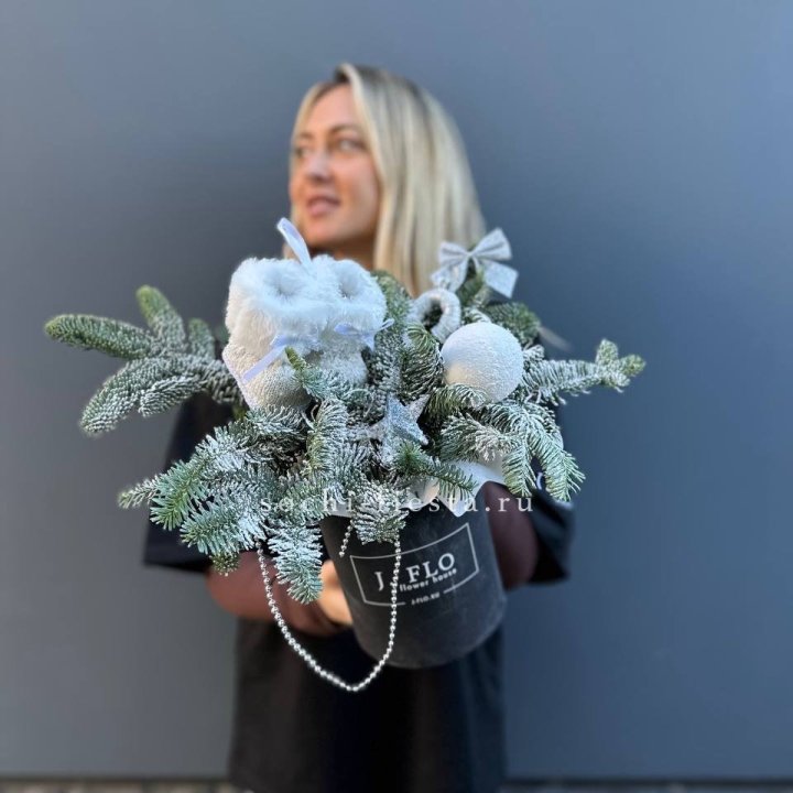 Новогодний бокс "Ботс вайт" в Смоленске