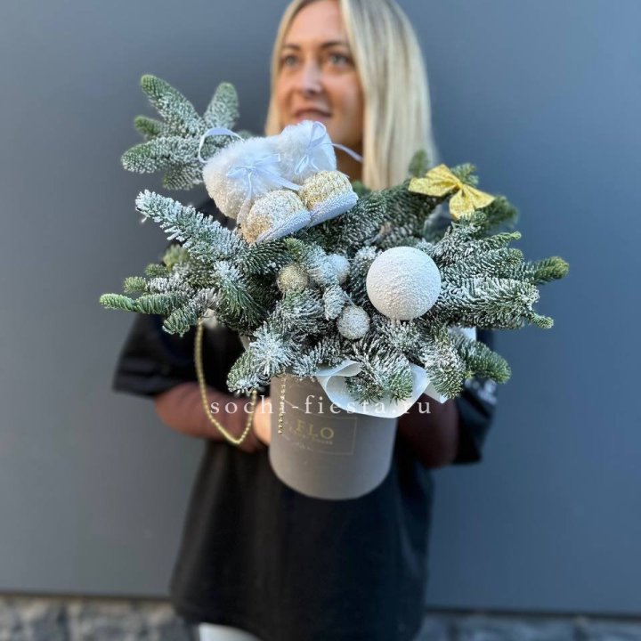 Новогодний бокс "Ботс голд" в Смоленске