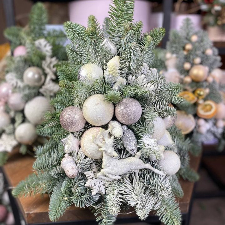 Ёлочка "Хепи крисмас" в Смоленске