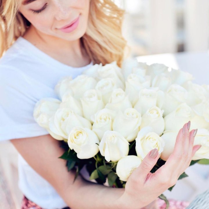 Букет высоких роз "Облака" в Смоленске