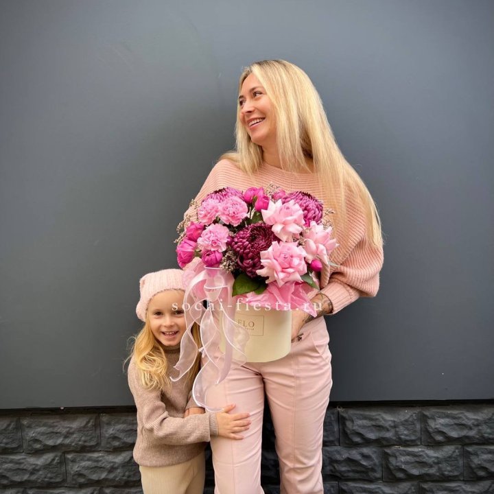 Цветочный бокс "Альба" в Смоленске