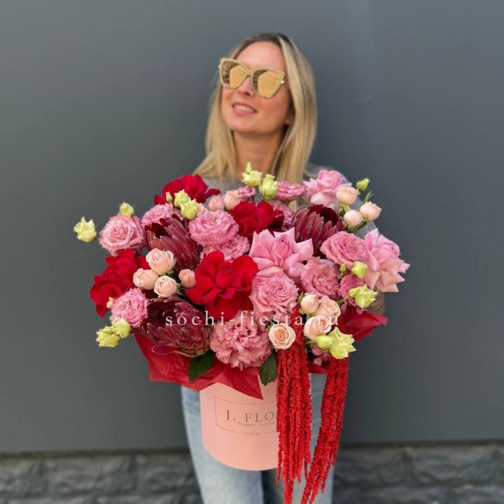 Дизайнерский цилиндр "Криотель" в Смоленске