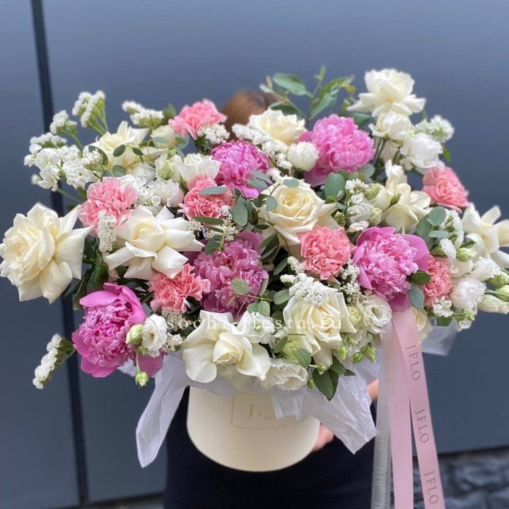 Дизайнерский бокс "Амор этерна" в Смоленске