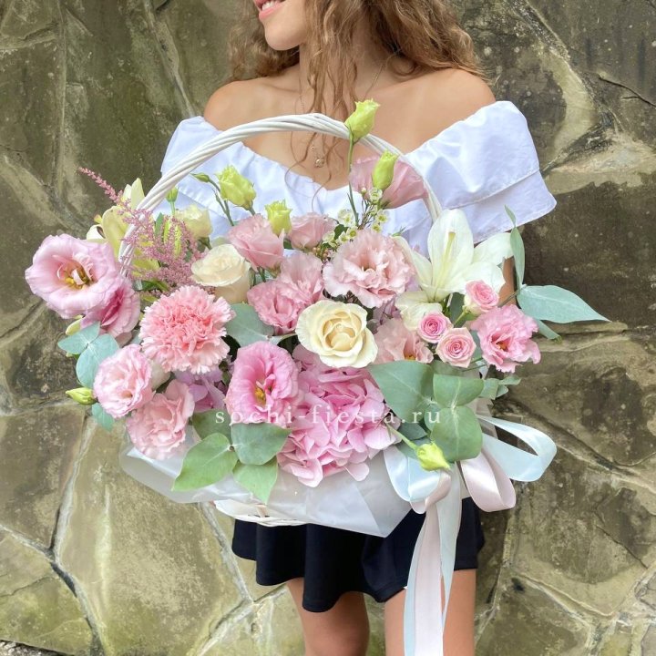 Авторская корзина "Миа" в Смоленске