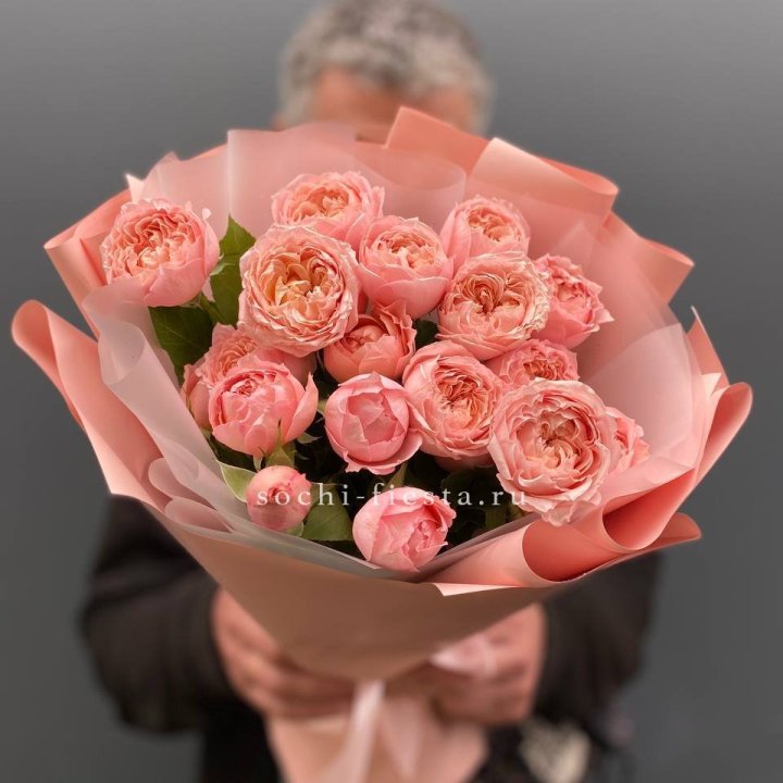 Букет комплимент из кустовых роз Джульетта в Смоленске