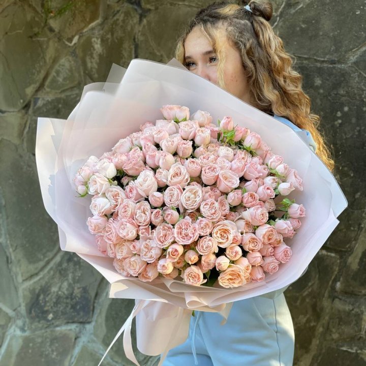 45 роза бомбастик Крем в Смоленске