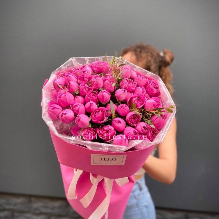 Кустовые розы букет Мисти Баблс в Смоленске