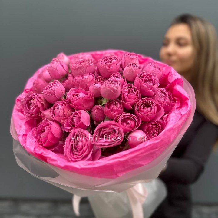 Букет из пионовидных роз  в Смоленске