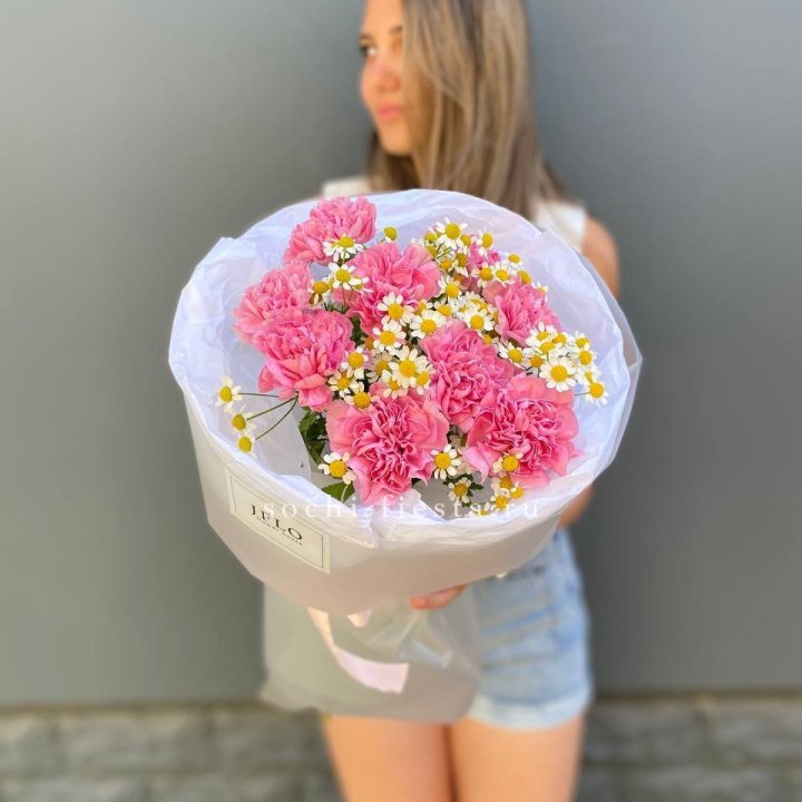 Дуобукет диантусов и ромашек в Смоленске