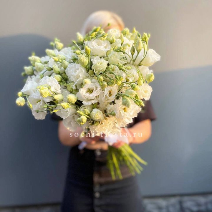 Букет эустом под ленту  в Смоленске