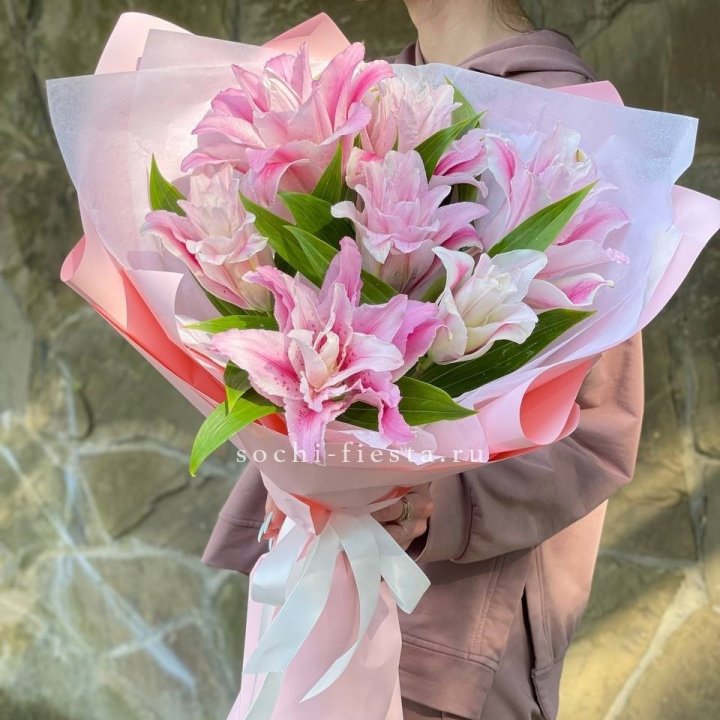 Букет пионовидных лилий №2 в Смоленске