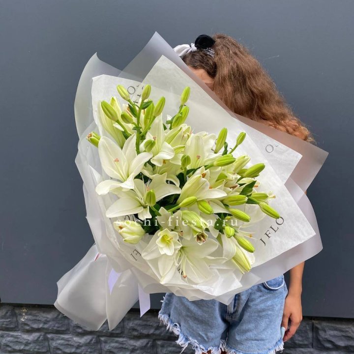 Букет  лилий "Воздушный"  в Смоленске