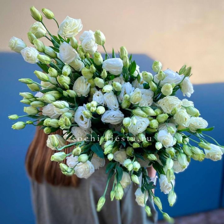 Охапка эустомы в Смоленске