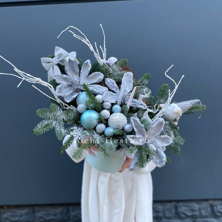 Композиция "Снежный цветок" в Смоленске