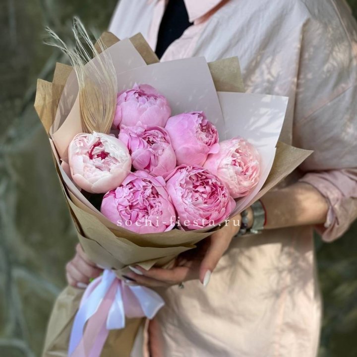 Букет пионов "Венди" в Смоленске