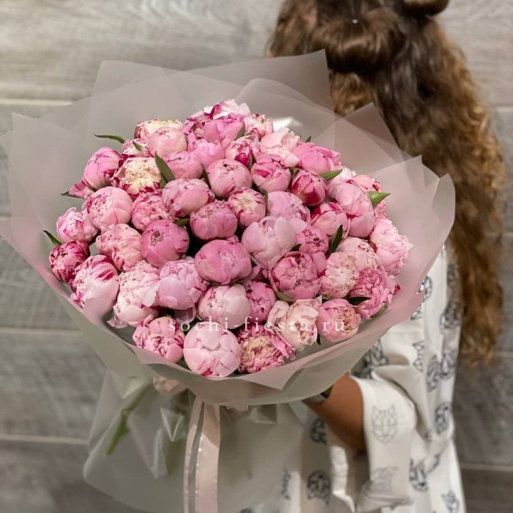 51 розовый пион в Смоленске
