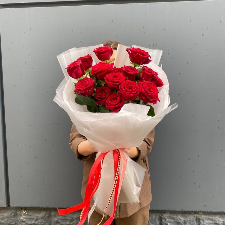 15 высоких роз  в Смоленске