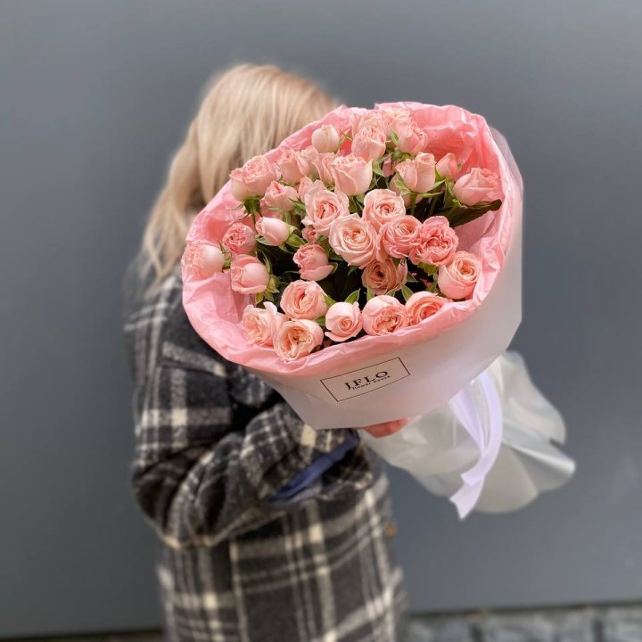 11 роз бомбастик в Смоленске