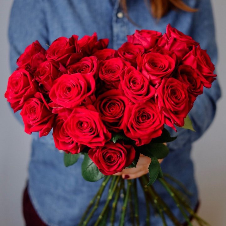 25 красных роз в Смоленске