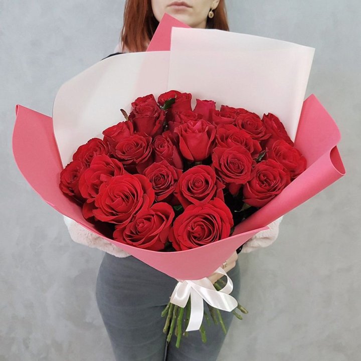 25 Красных роз рози вайт в Смоленске