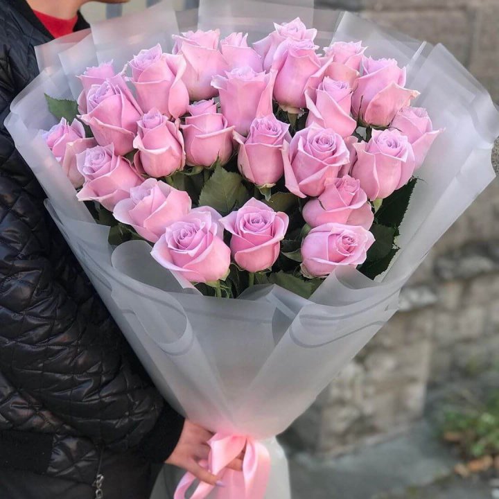 25 высоких розовых роз в Смоленске