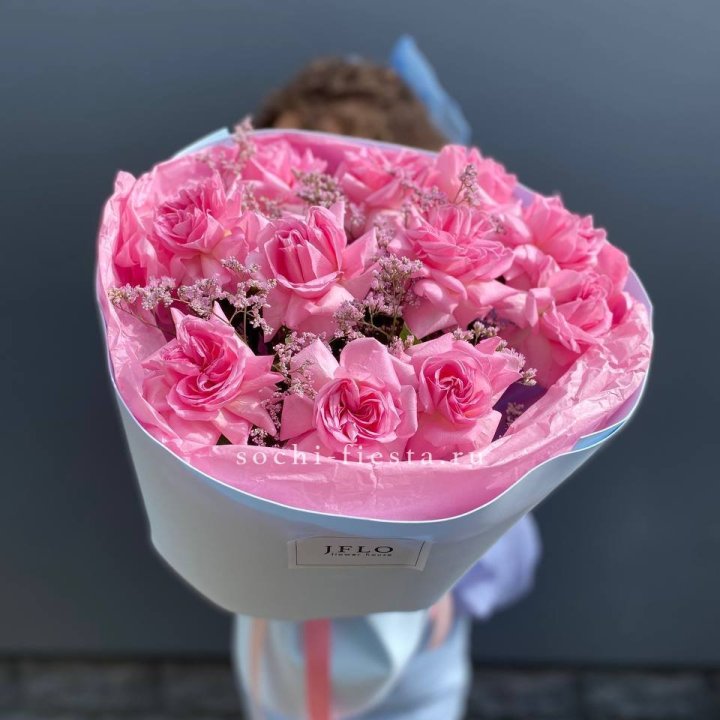 Букет французских розовых роз  в Смоленске