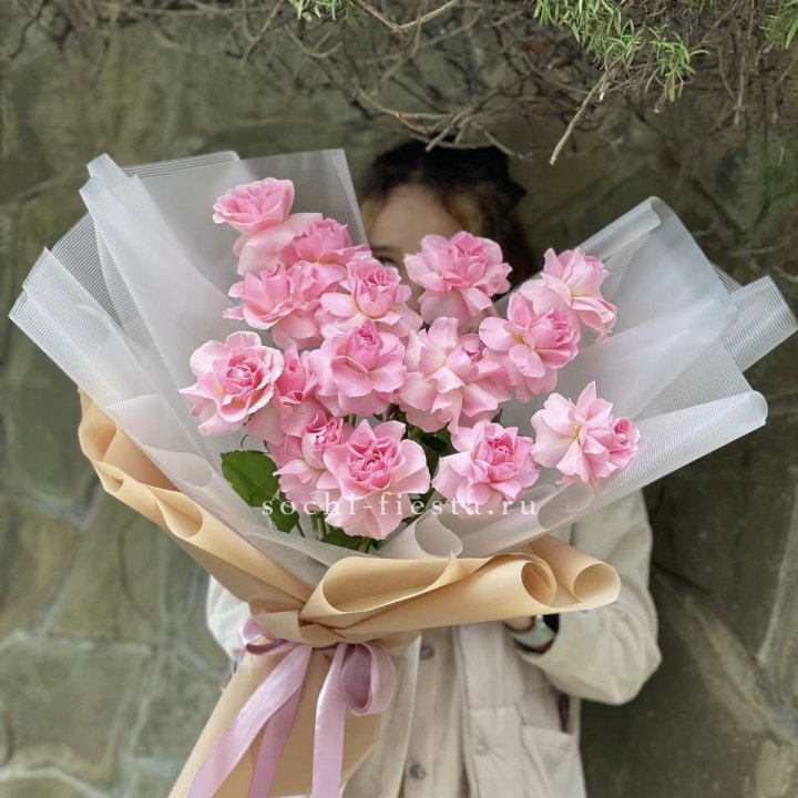Букет из 15 французских роз Пинк дрим в Смоленске