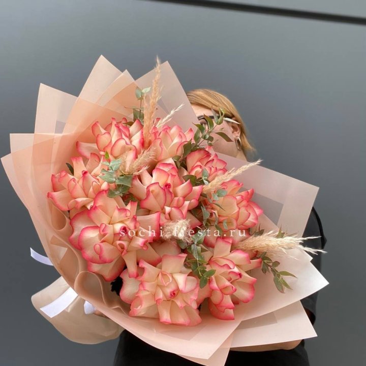 9 Французских роз Джумилия  в Смоленске