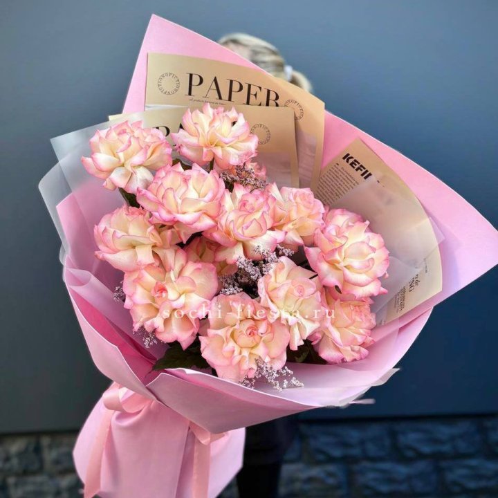 15 французских роз "Джумилия" в Смоленске