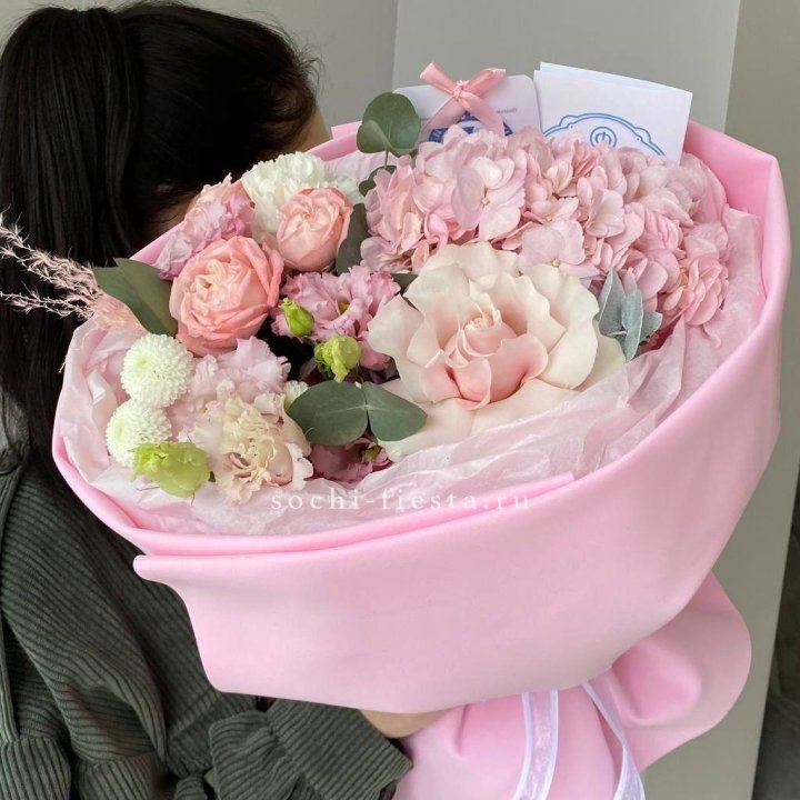 Авторский букет "Пинки" в Смоленске