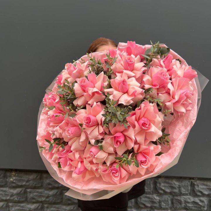  25 розовых французских роз в Смоленске