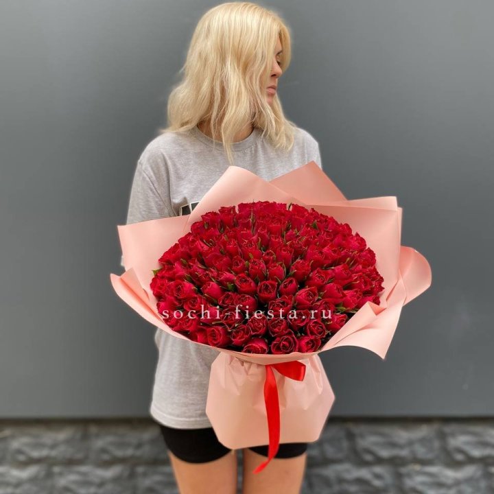 101  красная кенийская роза  в Смоленске