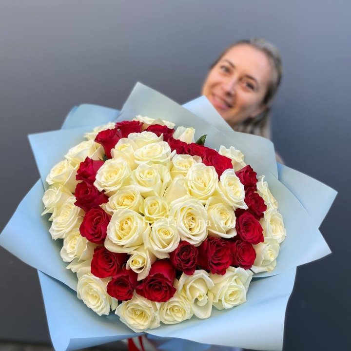 51 роза "Сердце" в Смоленске