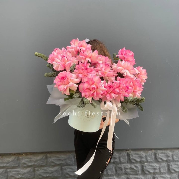 Бокс из 15 французских роз в Смоленске